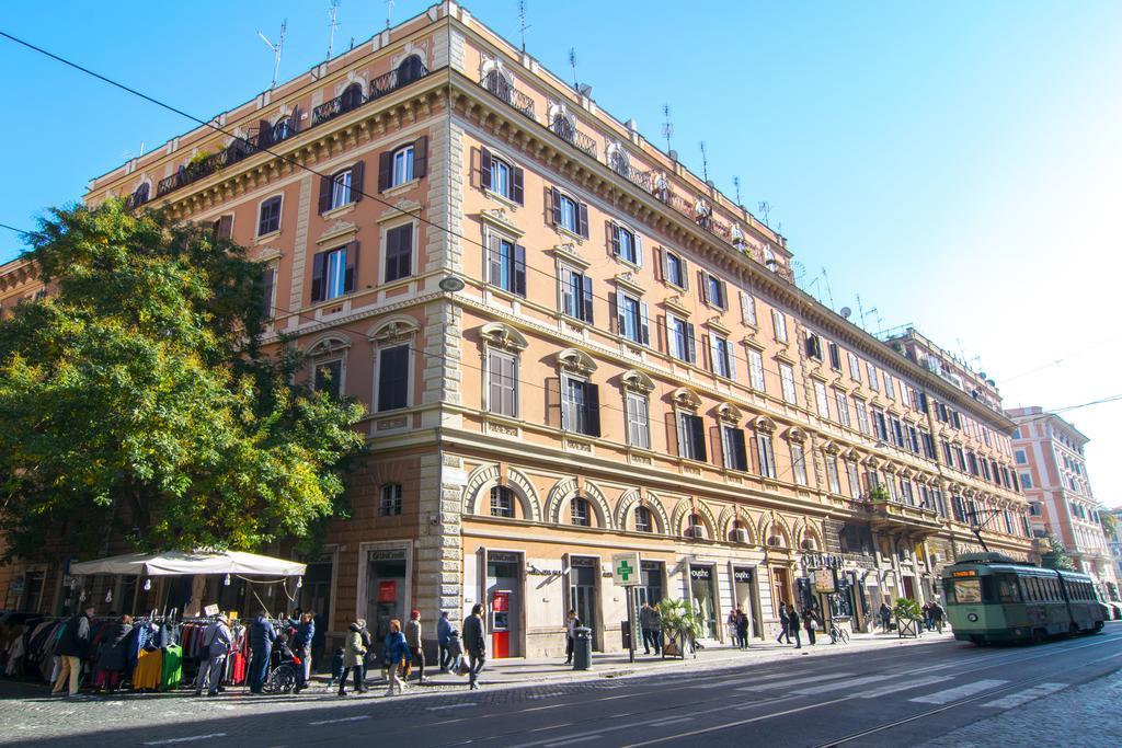 Gasthuis Maison Vaticana 2*